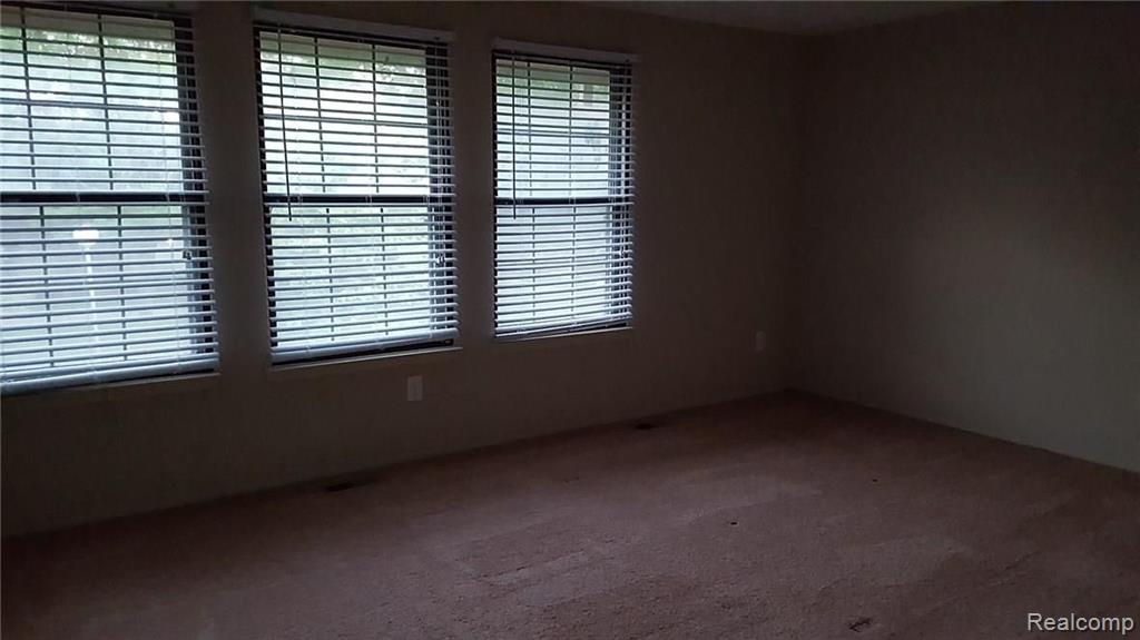24874 Chalk Farm Road West Warren, MI 48091 - Photo 17 of 25