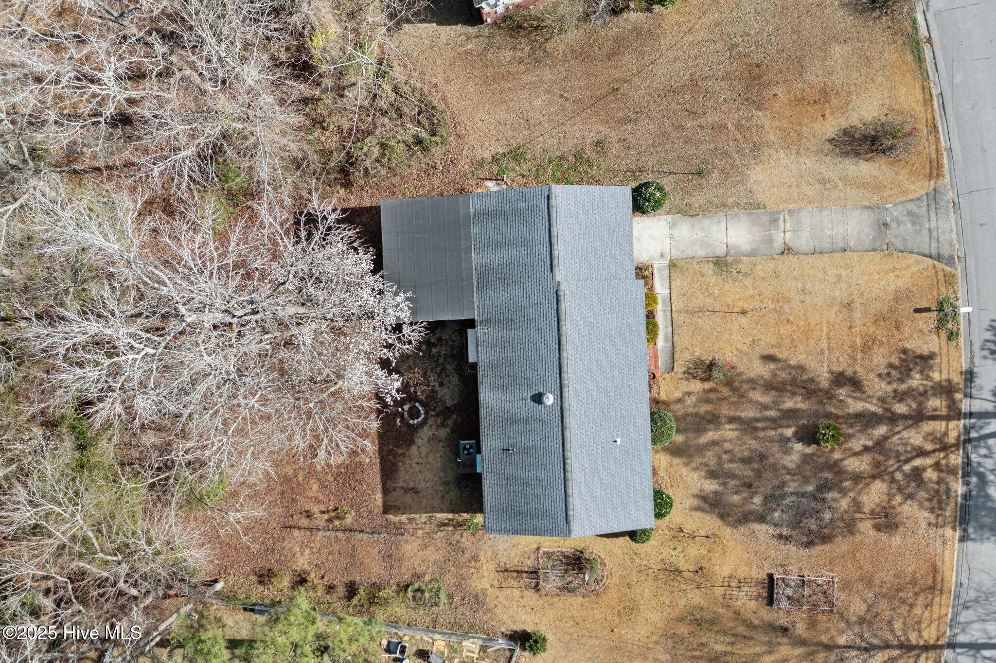 207 Cardinal Road Jacksonville, NC 28546 - Photo 44 of 52 6-web-or-mls-DJI_0638