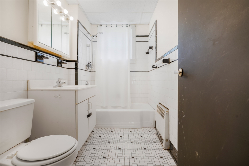 692-694 Walnut Street Fall River, MA 02720 - Photo 12 of 39 Gallery Image 12