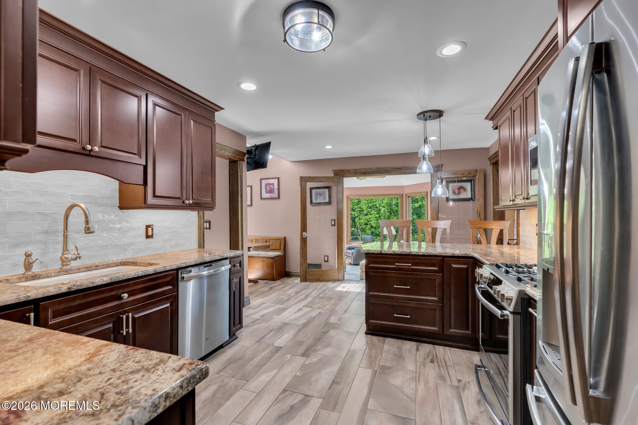 12 Briarhill Road Holmdel, NJ 07733 - Photo 7 of 49 25-web-or-mls-DSC08522