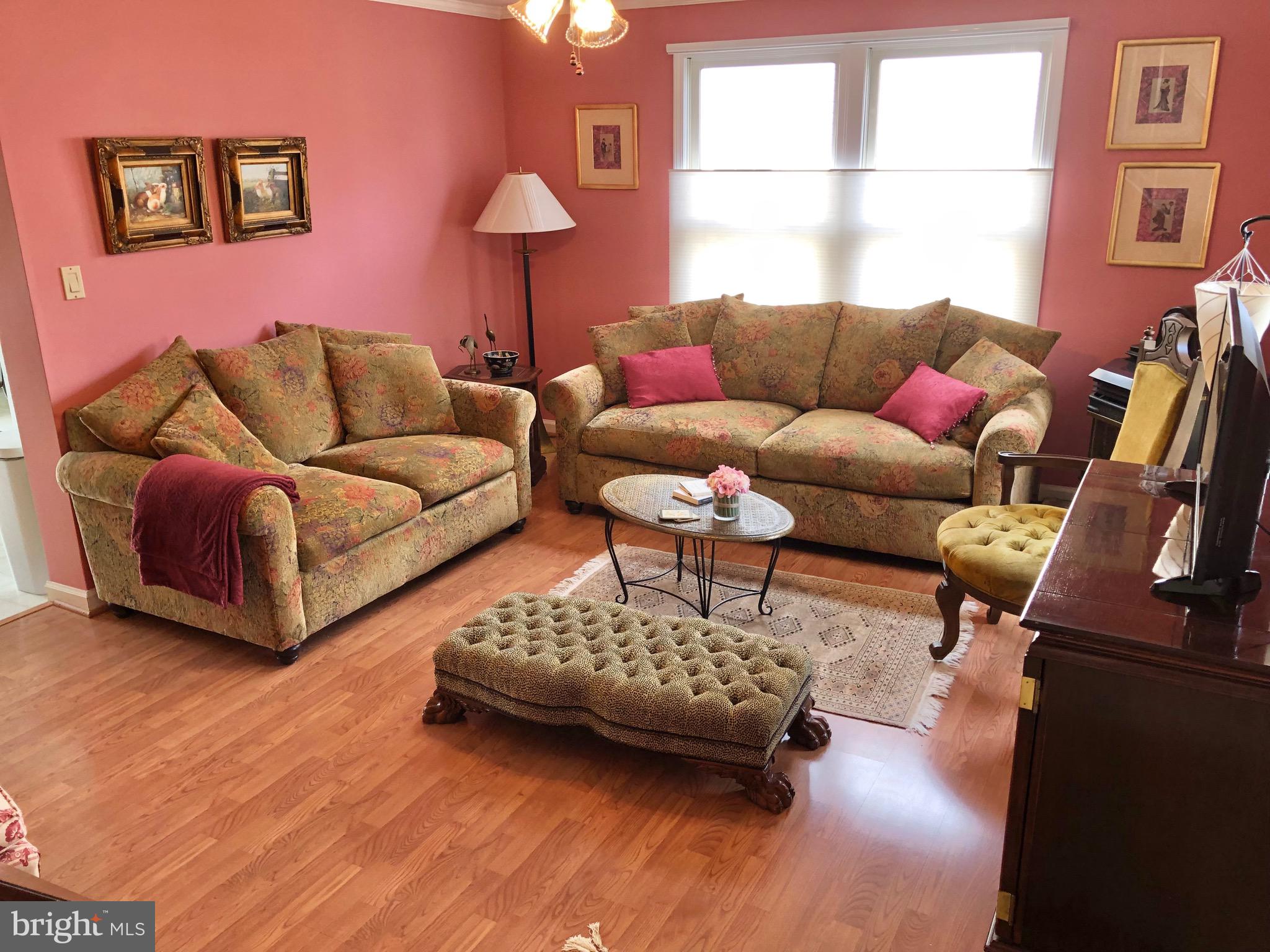 617 Mann Road Deale, MD 20751 - Photo 3 of 21 Living Room