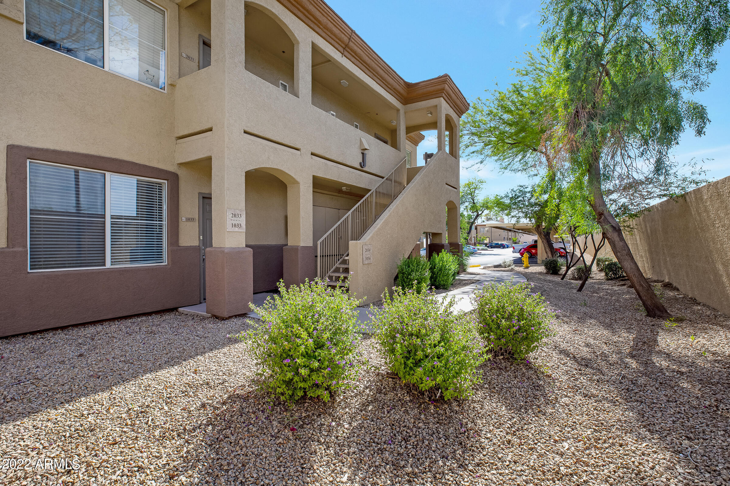2134 East Broadway Road, Unit 2034 Tempe, AZ 85282 - Photo 2 of 18 2134 E Broadway Rd #2034-2