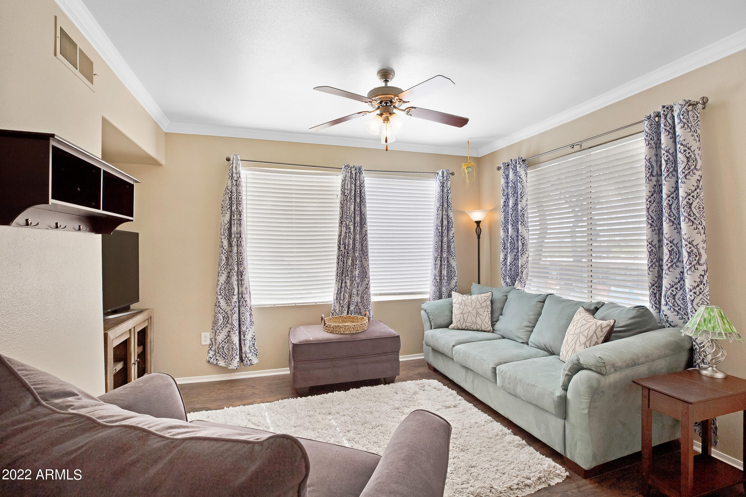 2134 East Broadway Road, Unit 2034 Tempe, AZ 85282 - Photo 5 of 18 2134 E Broadway Rd #2034-5