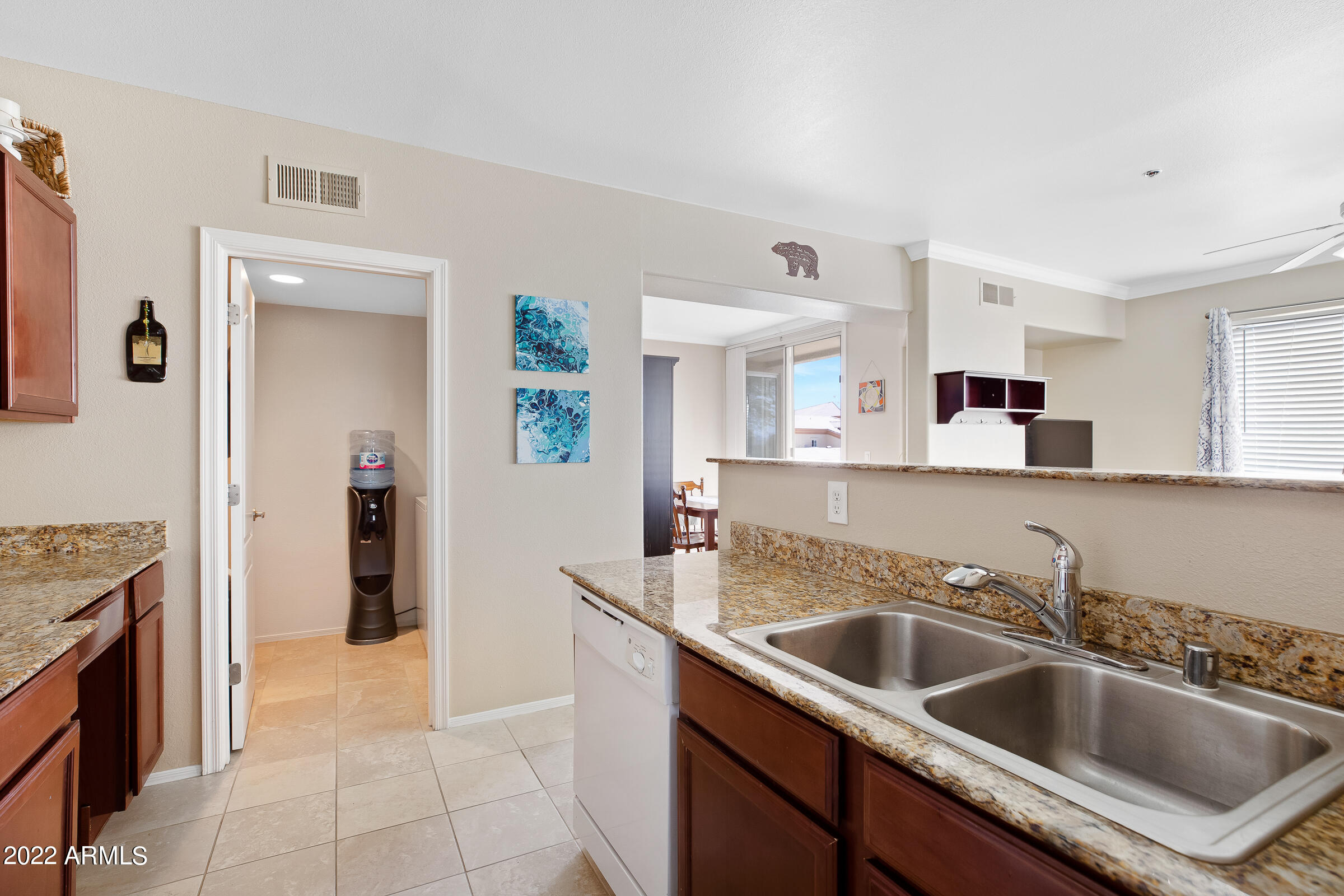 2134 East Broadway Road, Unit 2034 Tempe, AZ 85282 - Photo 9 of 18 2134 E Broadway Rd #2034-9