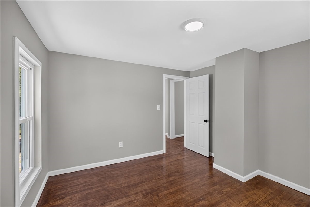 58 Greene Street Springfield, MA 01109 - Photo 30 of 41