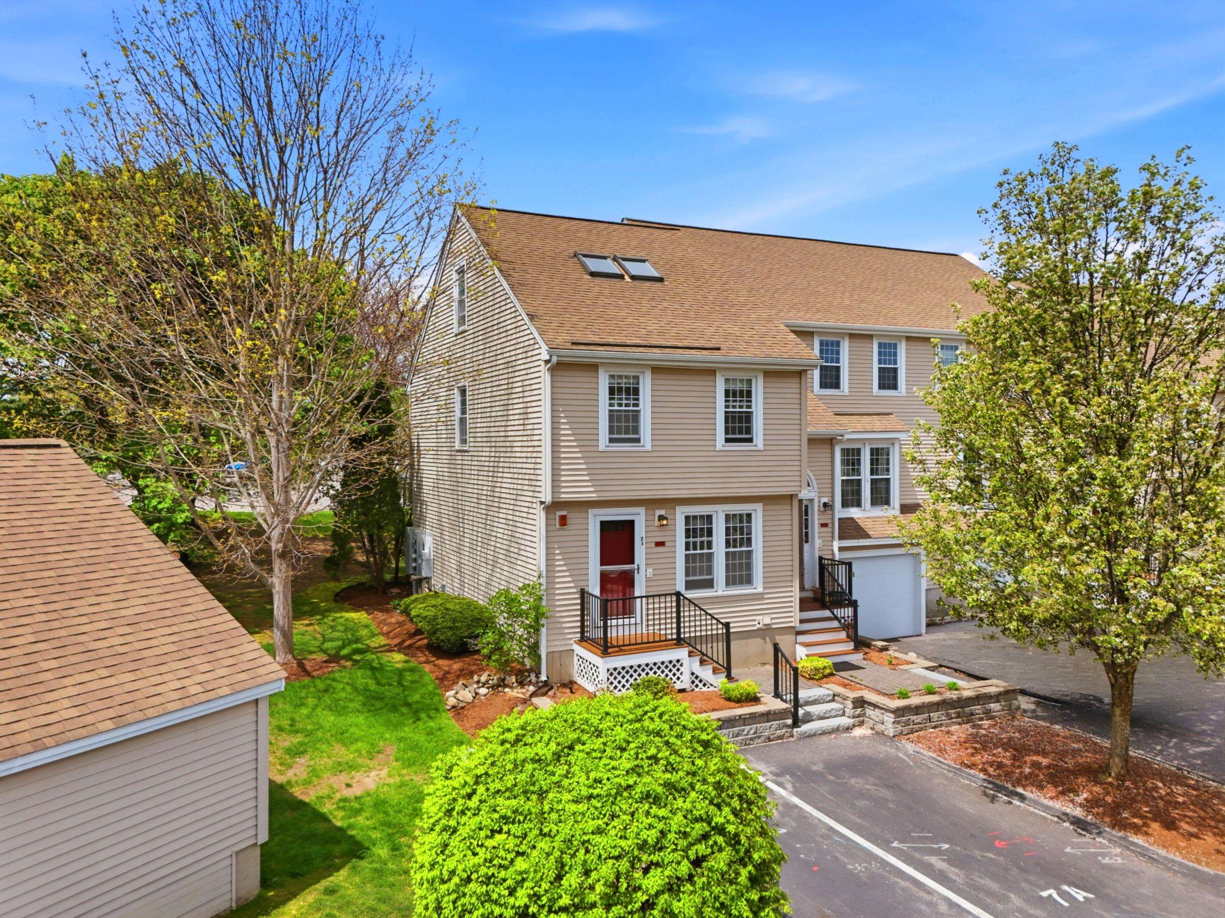 7 Sundown Drive, Unit A Derry, NH 03038 - Photo 2 of 36