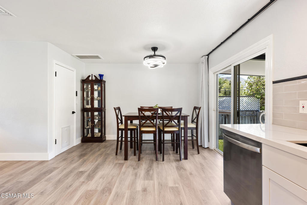 6142 Hope Street Simi Valley, CA 93063 - Photo 9 of 49