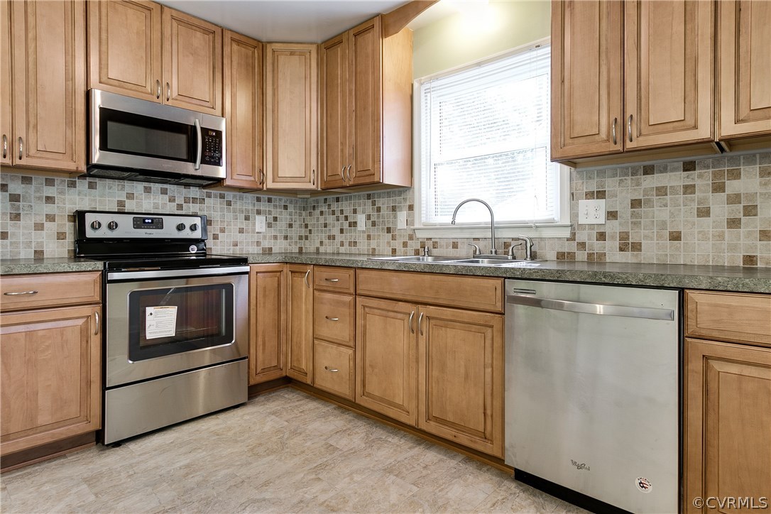 4025 Peregrine Road North Chesterfield, VA 23237 - Photo 5 of 17 Gallery Image 5