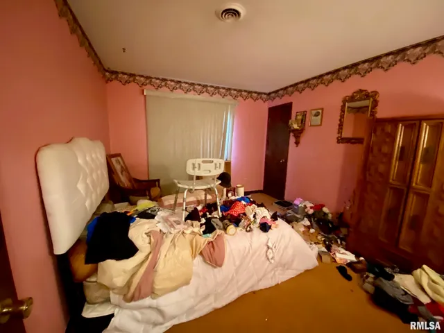 $115,000 | 204 East Hamilton Street, Energy, IL 62933