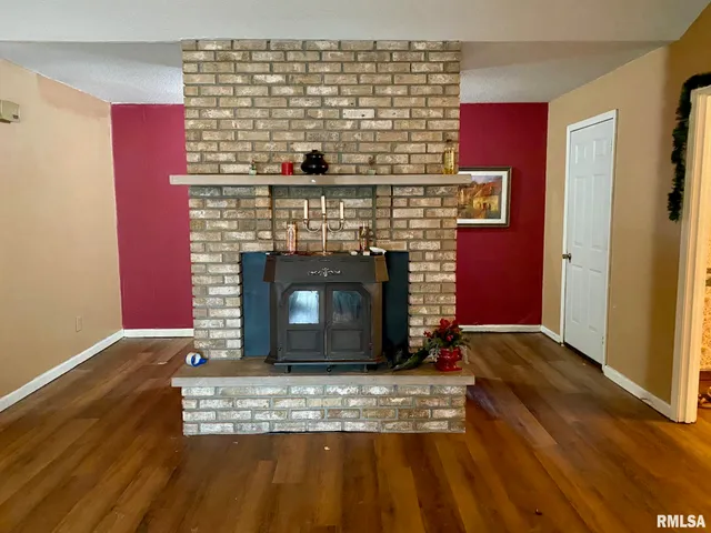 $115,000 | 204 East Hamilton Street, Energy, IL 62933