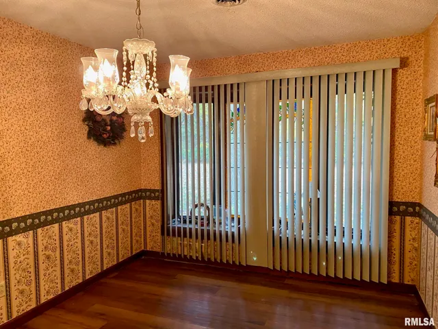 $115,000 | 204 East Hamilton Street, Energy, IL 62933