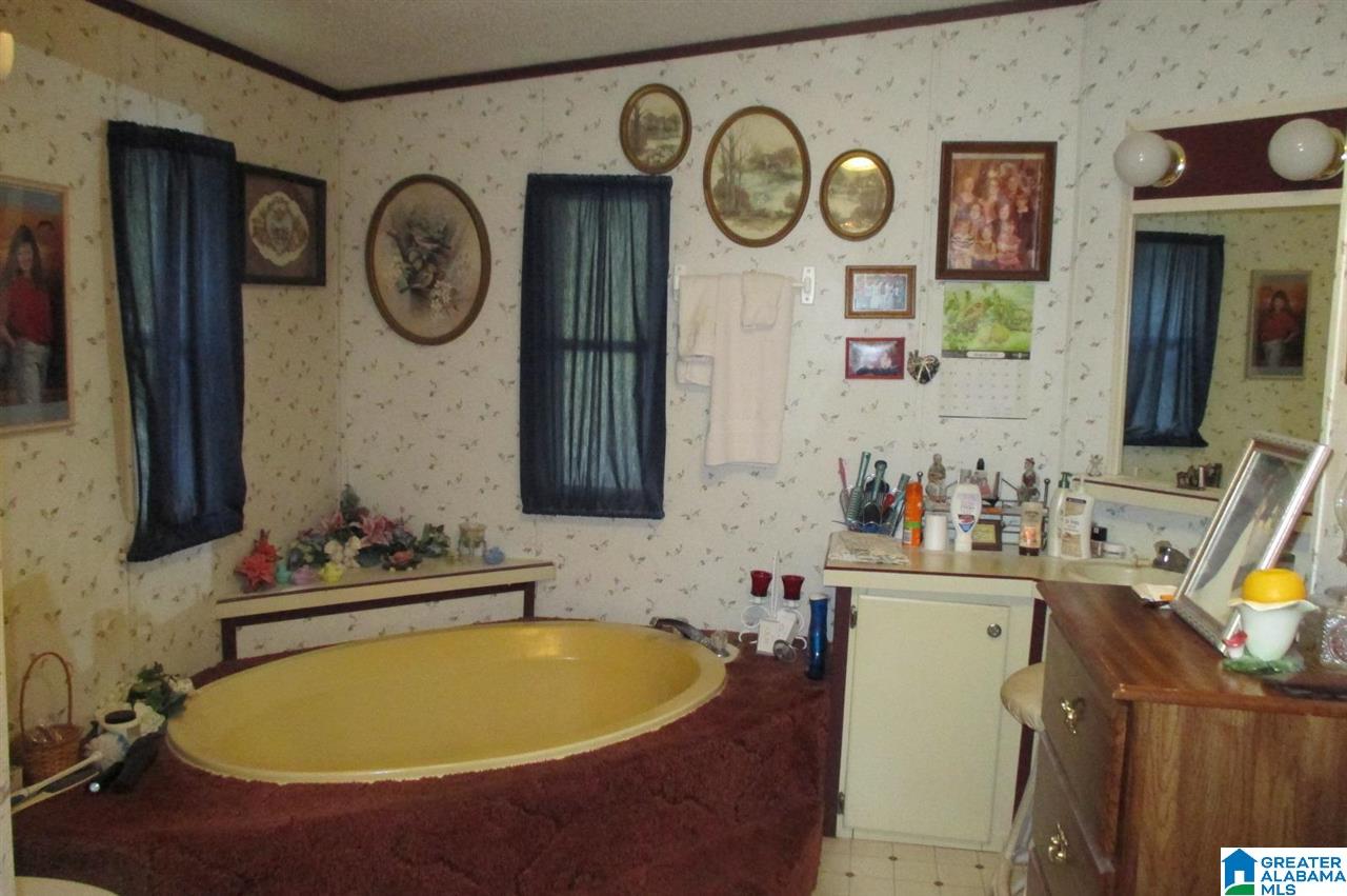 1466 King Road Oneonta, AL 35121 - Photo 15 of 29