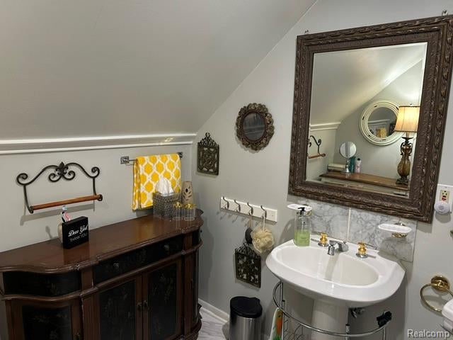 89 Muir Road Grosse Pointe, MI 48236 - Photo 22 of 29 Gallery Image 22