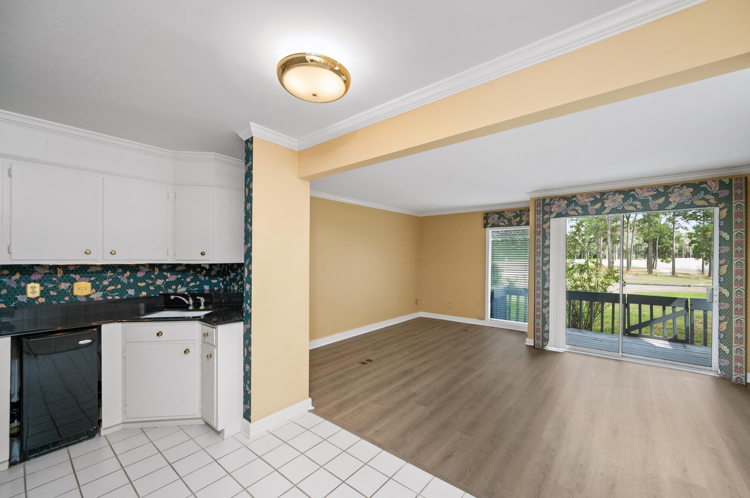 101 Golf Terrace, Unit 1A101 Daphne, AL 36526 - Photo 8 of 34 Kitchen