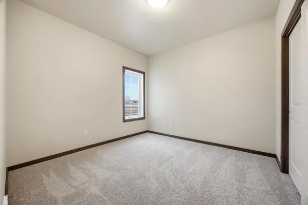 $433,861 | 6270 21st Street South, Fargo, ND 58104