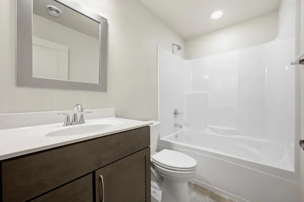 $433,861 | 6270 21st Street South, Fargo, ND 58104