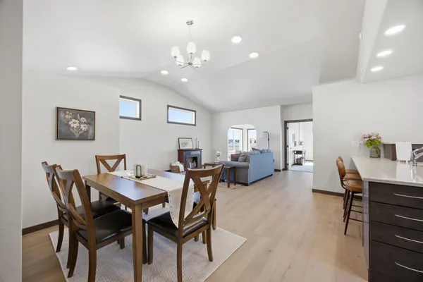$433,861 | 6270 21st Street South, Fargo, ND 58104