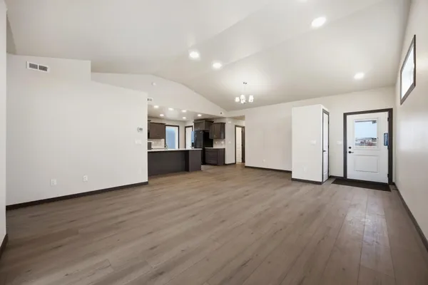 $433,861 | 6270 21st Street South, Fargo, ND 58104