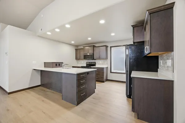 $433,861 | 6270 21st Street South, Fargo, ND 58104