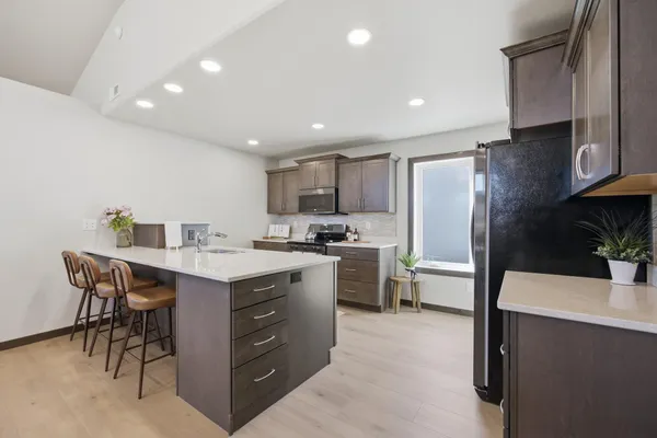 $433,861 | 6270 21st Street South, Fargo, ND 58104