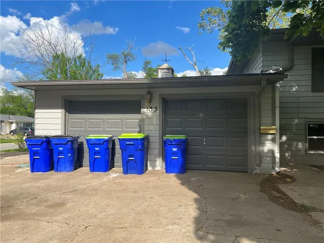 $497,500 | 133 North White Drive, Gardner, KS 66030