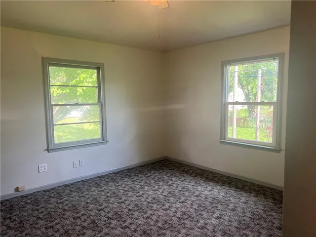 $497,500 | 133 North White Drive, Gardner, KS 66030