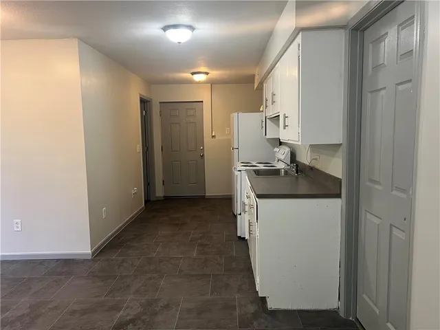 $497,500 | 133 North White Drive, Gardner, KS 66030