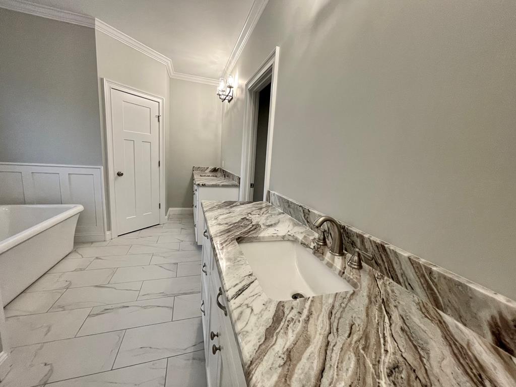 3835 Timber Ridge Road Valdosta, GA 31601 - Photo 8 of 16 Gallery Image 8