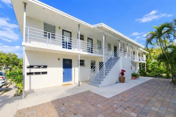 $1,950 | 331 Walton Boulevard, Unit 4, West Palm Beach, FL 33405