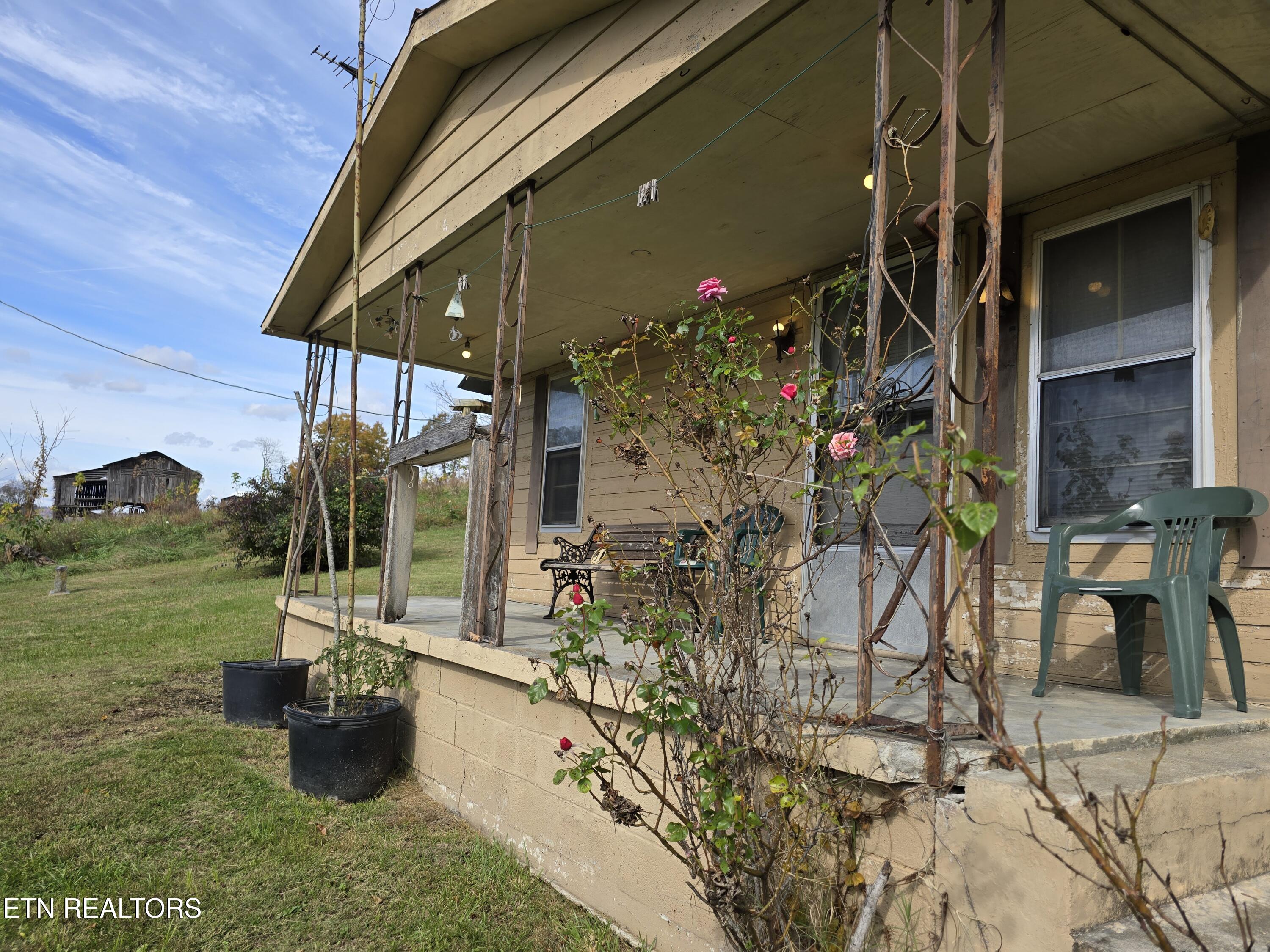 227 Elihu Road Sneedville, TN 37869 - Photo 26 of 30 20251101_143537