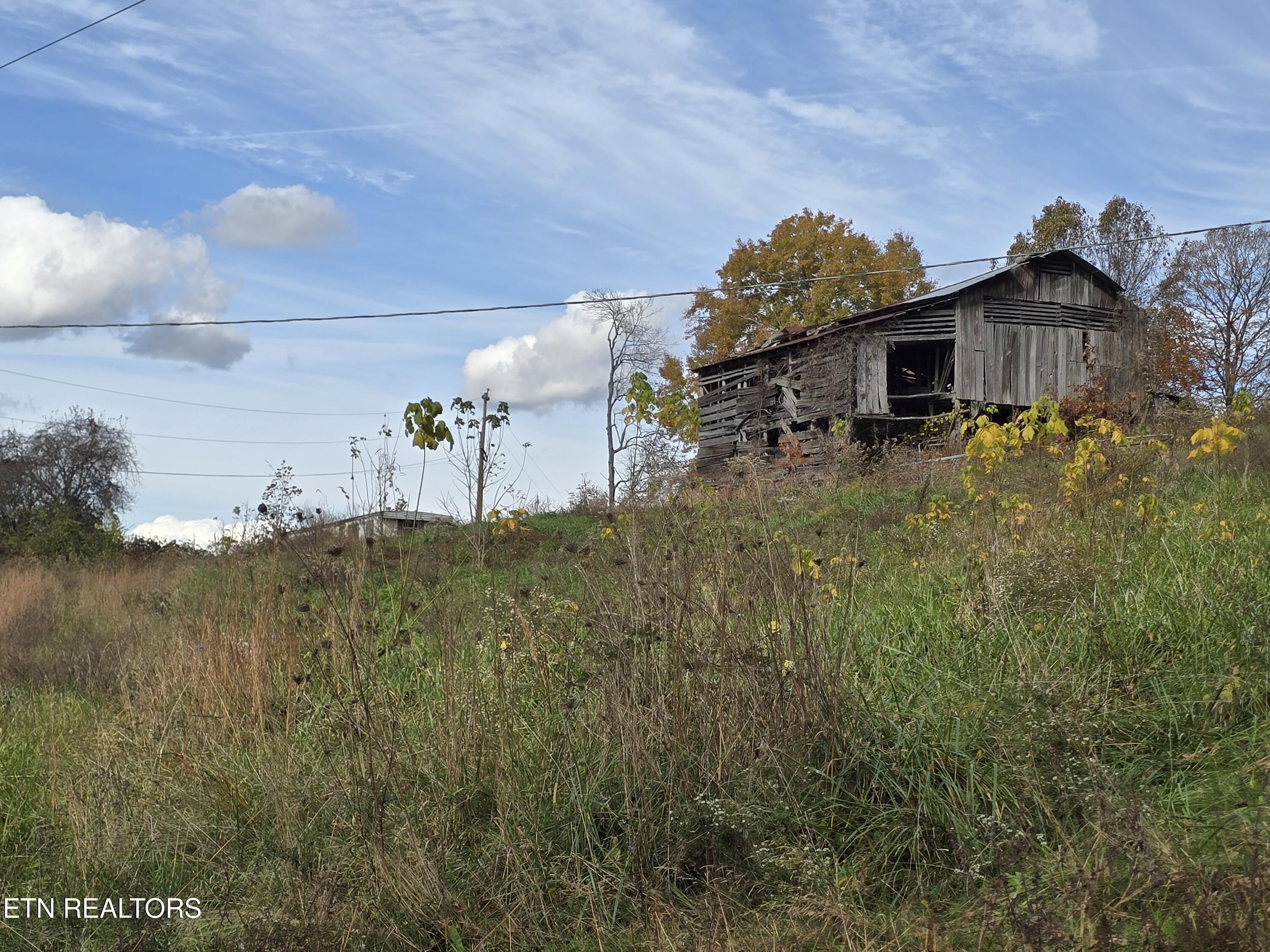 227 Elihu Road Sneedville, TN 37869 - Photo 27 of 30 20251101_144014