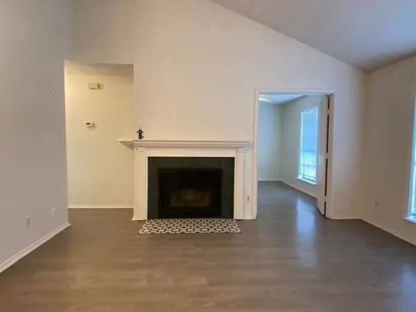 $1,895 | 2929 Hilltop Drive, Euless, TX 76039