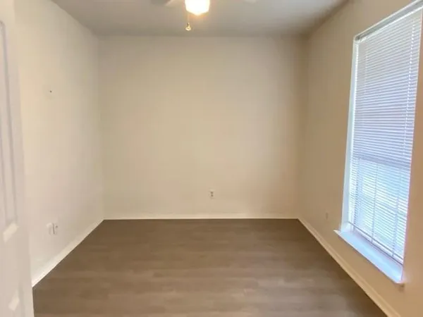 $1,895 | 2929 Hilltop Drive, Euless, TX 76039