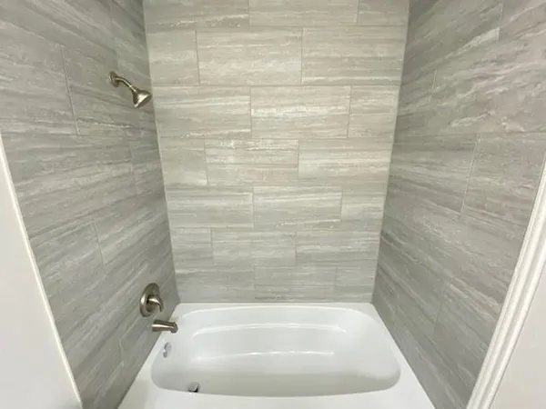 $1,895 | 2929 Hilltop Drive, Euless, TX 76039