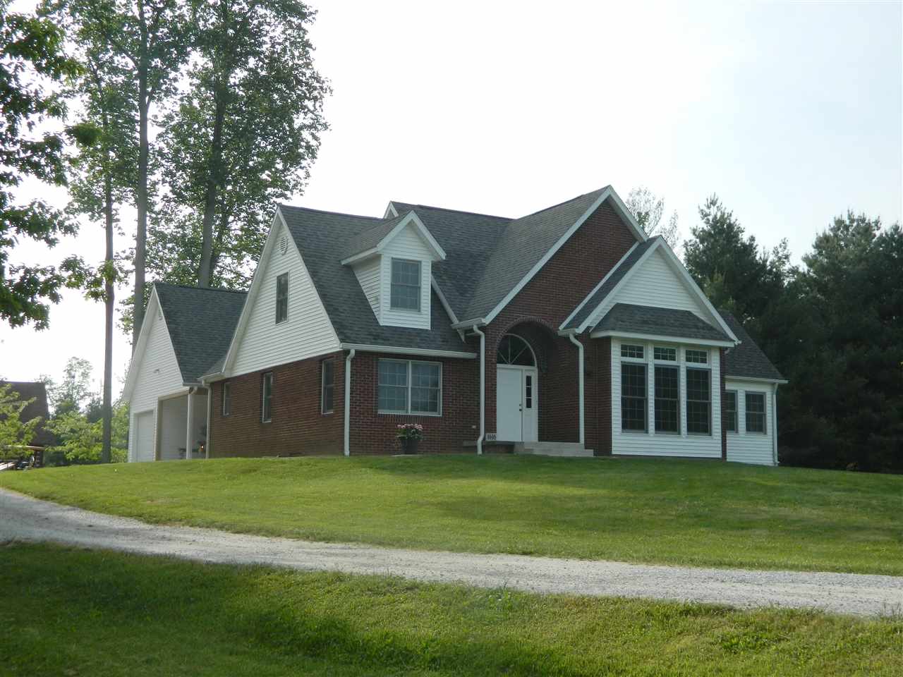 1715 East Rayletown Road Bloomington, IN 47401 - Photo 1 of 33 Gallery Image 1