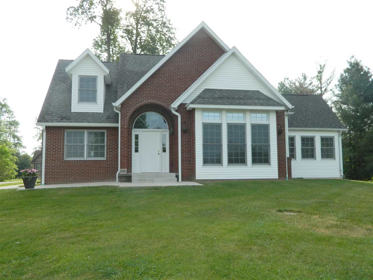 1715 East Rayletown Road Bloomington, IN 47401 - Photo 2 of 33 Gallery Image 2