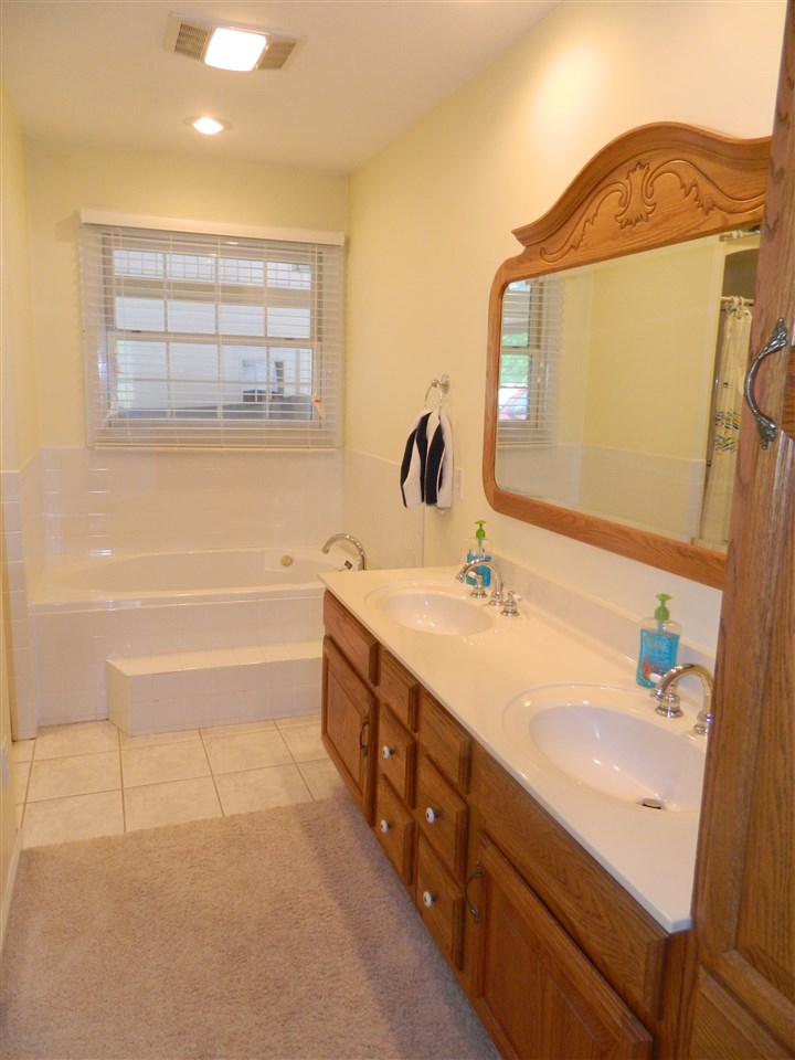 1715 East Rayletown Road Bloomington, IN 47401 - Photo 14 of 33 Gallery Image 14