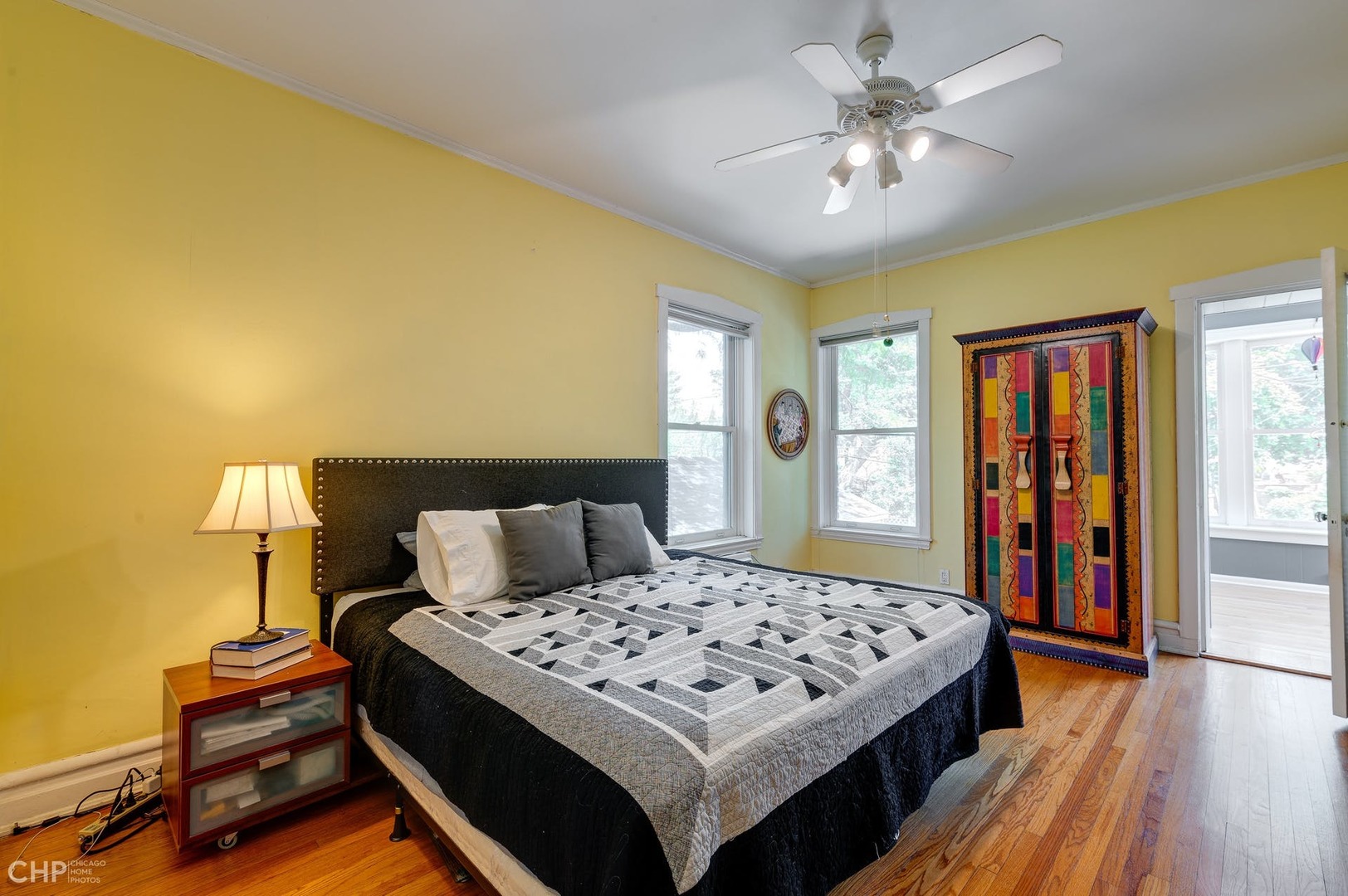 911 Sheridan Road, Unit 1 Evanston, IL 60202 - Photo 14 of 24