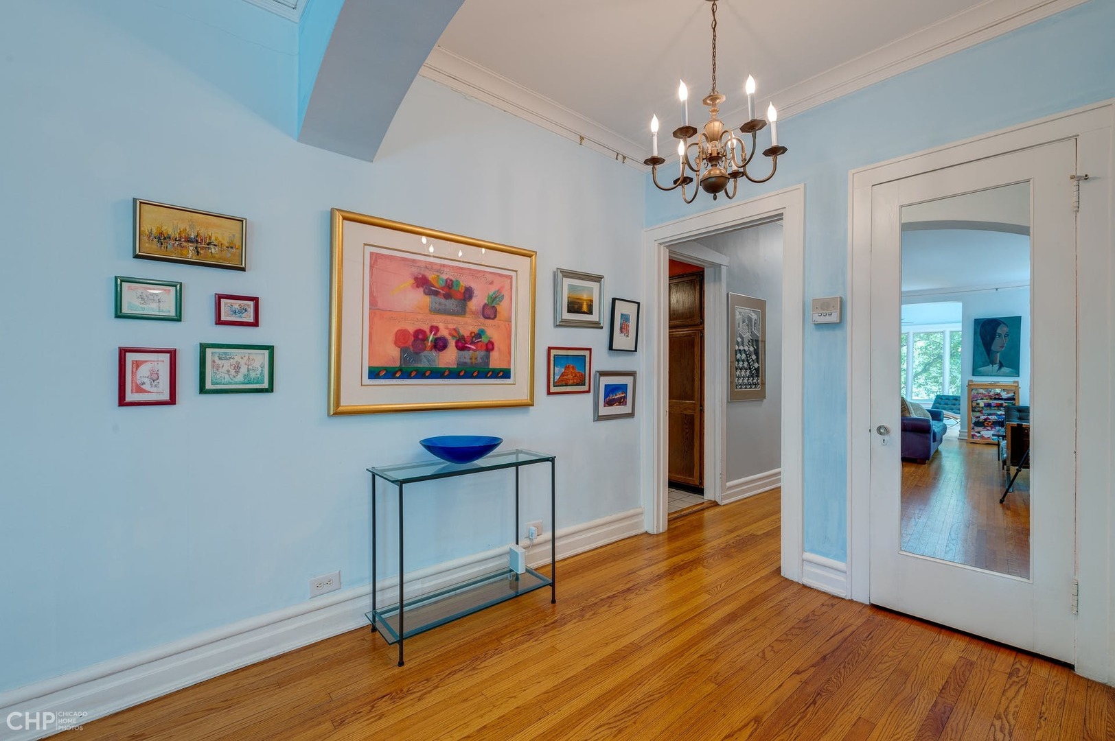 911 Sheridan Road, Unit 1 Evanston, IL 60202 - Photo 3 of 24