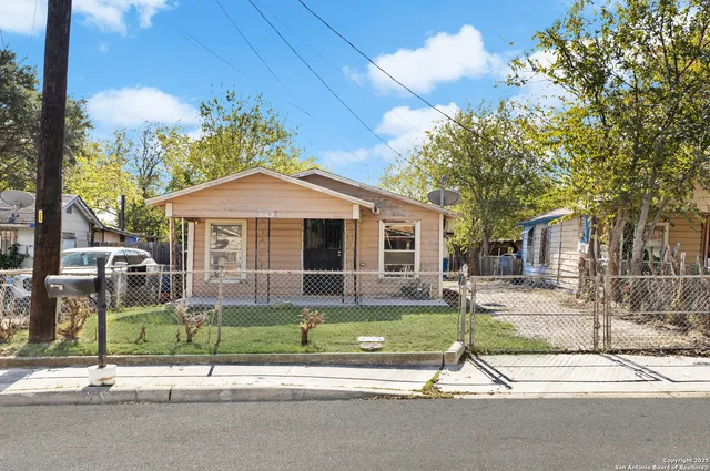 $90,000 | 508 East Edmonds Street, San Antonio, TX 78214