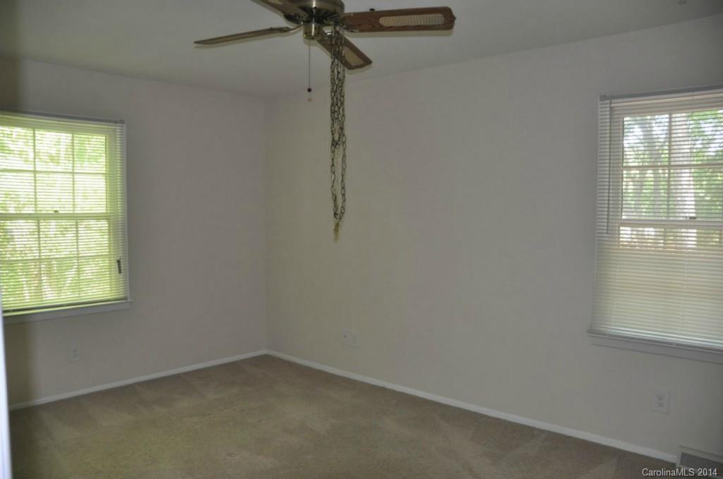 6406 Old Post Road Charlotte, NC 28212 - Photo 3 of 24 Gallery Image 3