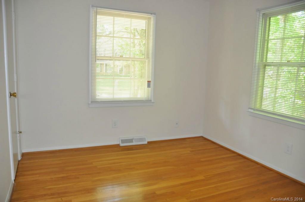 6406 Old Post Road Charlotte, NC 28212 - Photo 4 of 24 Gallery Image 4