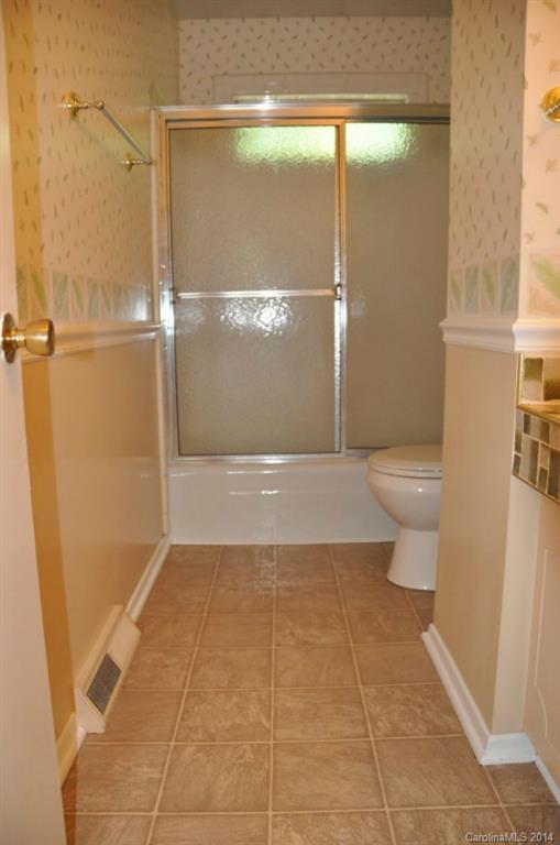 6406 Old Post Road Charlotte, NC 28212 - Photo 6 of 24 Gallery Image 6