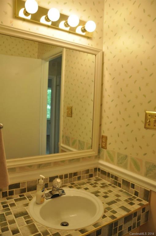 6406 Old Post Road Charlotte, NC 28212 - Photo 7 of 24 Gallery Image 7