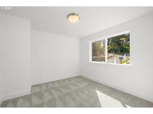 $719,500 | 18901 Southwest Northridge Court, Unit LOT 7, Beaverton, OR 97007