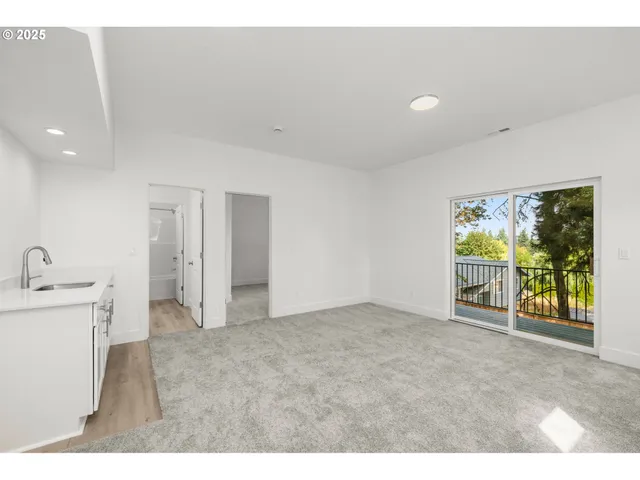 $719,500 | 18901 Southwest Northridge Court, Unit LOT 7, Beaverton, OR 97007