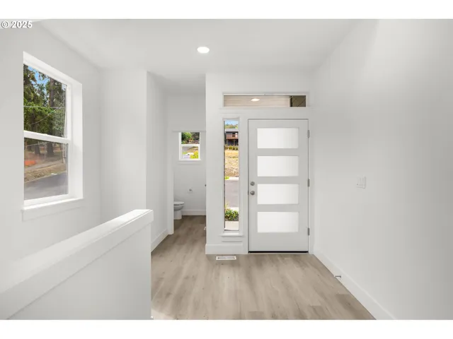 $719,500 | 18901 Southwest Northridge Court, Unit LOT 7, Beaverton, OR 97007