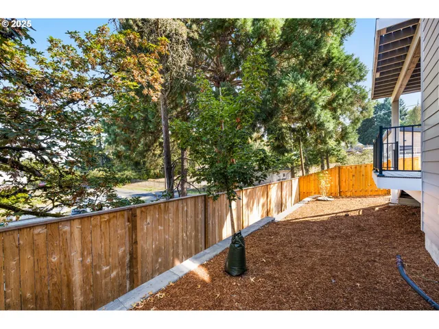 $719,500 | 18901 Southwest Northridge Court, Unit LOT 7, Beaverton, OR 97007