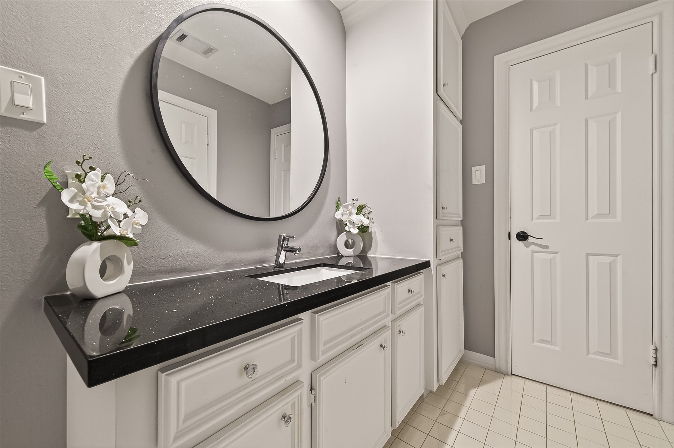 17107 Wunder Hill Drive Spring, TX 77379 - Photo 32 of 48 Two upstairs bathrooms with abundant custom cabinetry.