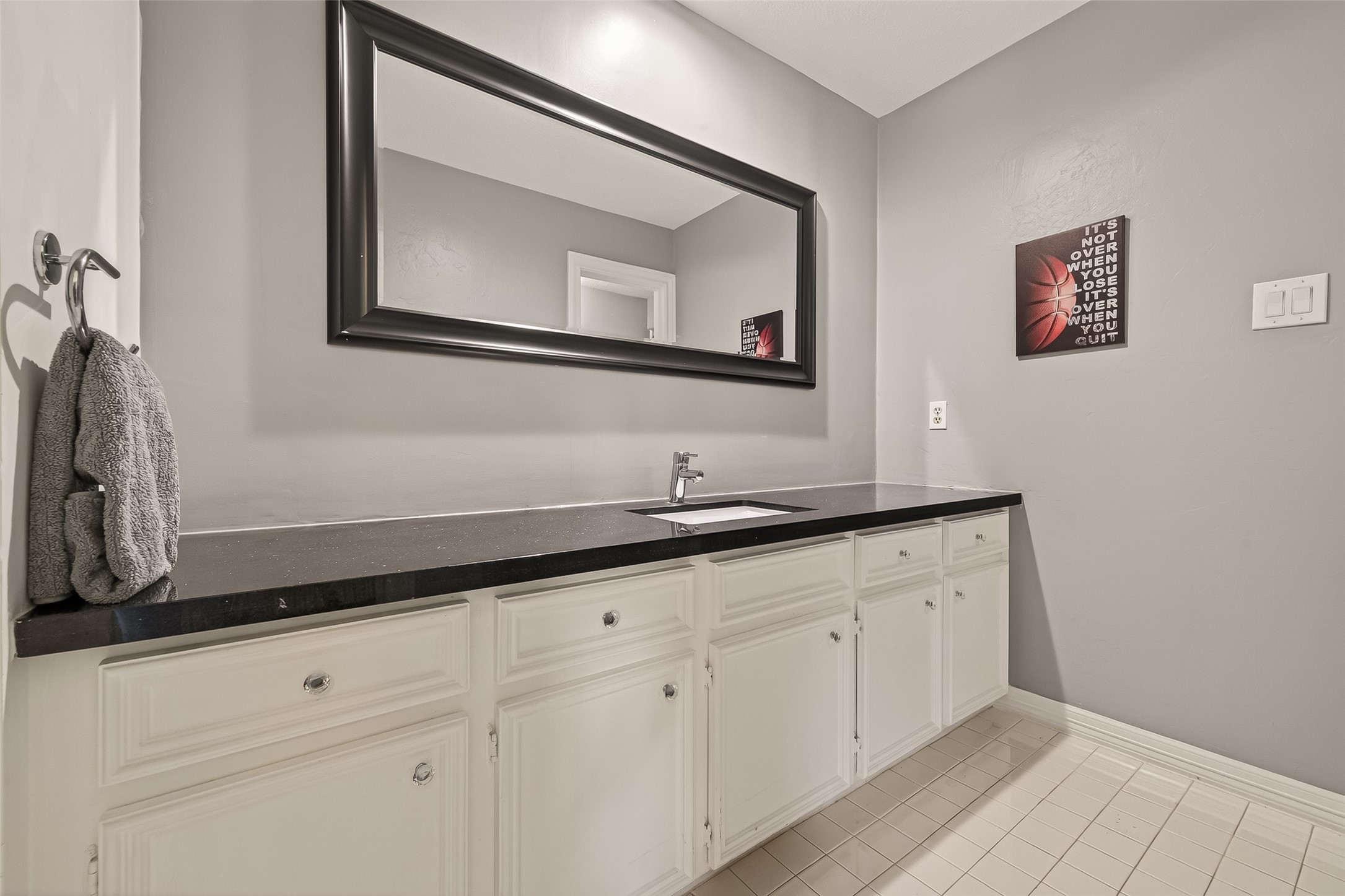 17107 Wunder Hill Drive Spring, TX 77379 - Photo 40 of 48 Hollywood baths upstairs allow for separate vanity spaces for all!